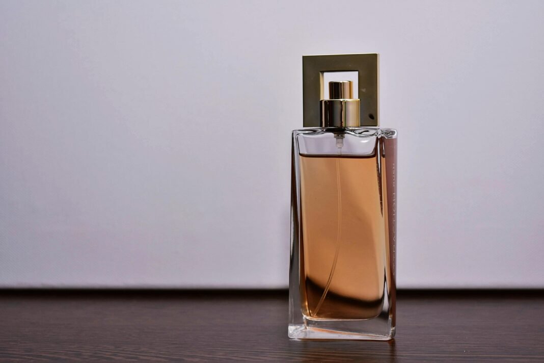 Best Signature Perfumes for Men : Find Your Perfect Scent Identity Best Signature Perfumes for Men : Find Your Perfect Scent Identity