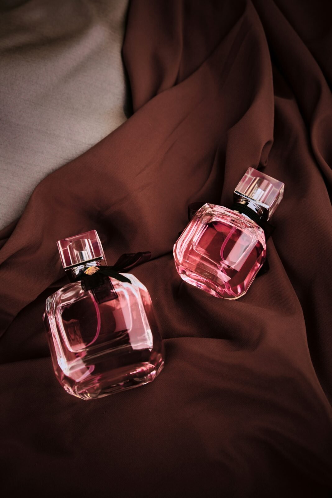 How to Refresh Your Perfume Without Reapplying: 10 Genius Hacks to Revive Your Scent How to Refresh Your Perfume Without Reapplying: 10 Genius Hacks to Revive Your Scent