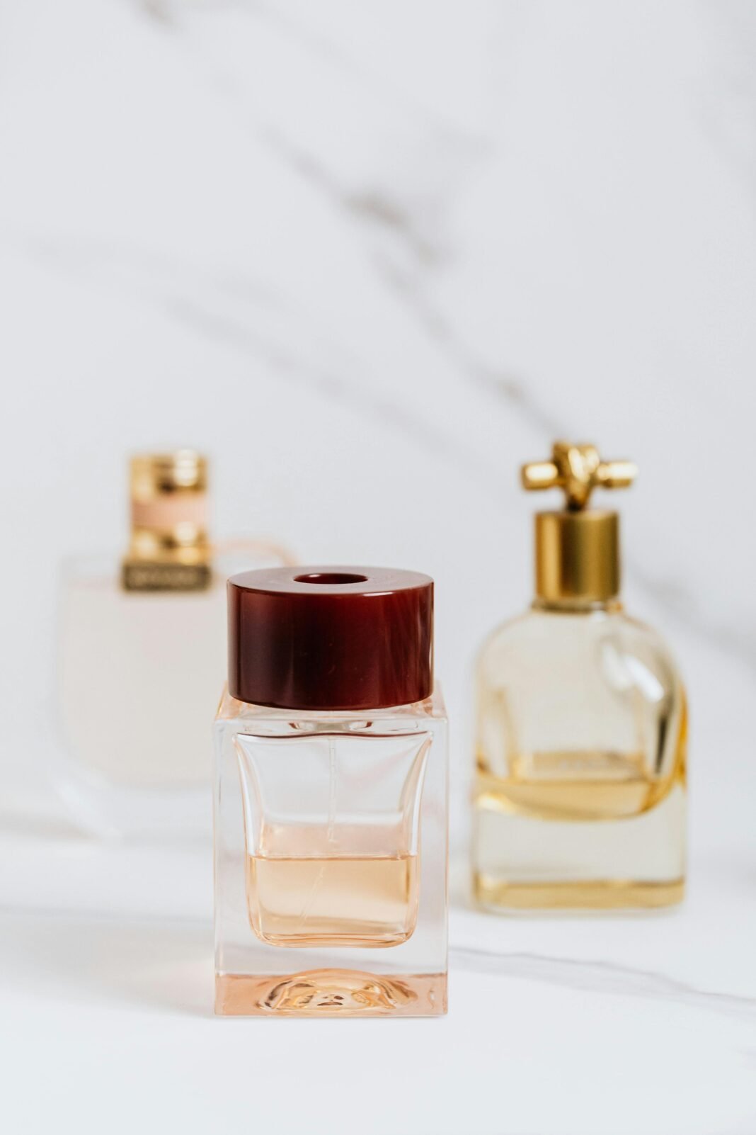 Best Perfumes to Wear on a First Date: Scents That Make a Lasting Impression Best Perfumes to Wear on a First Date: Scents That Make a Lasting Impression